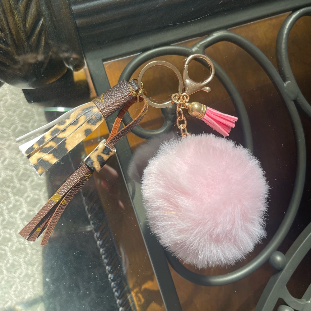 Pink Puff Bag Tag